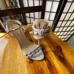 Dress shoes
